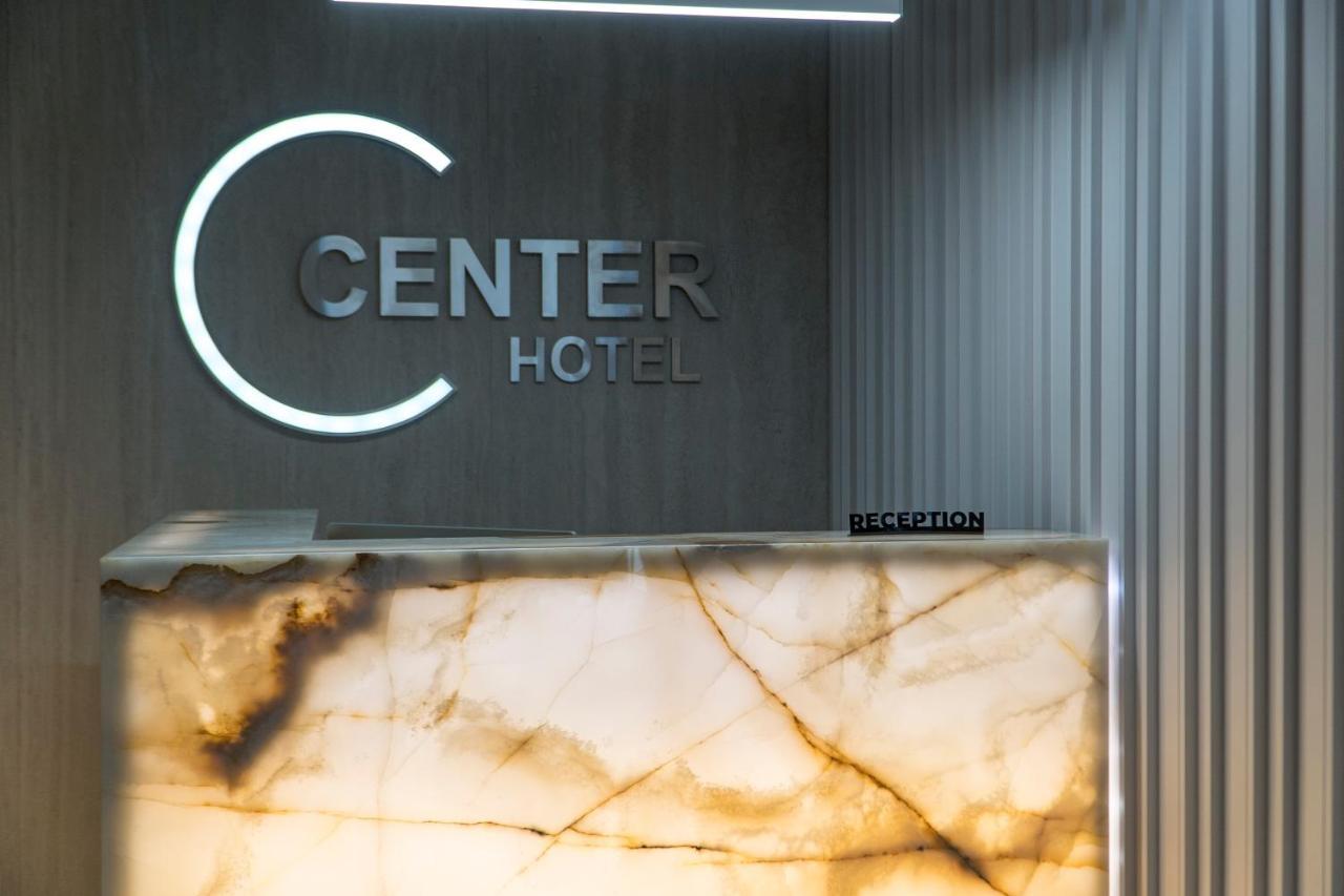 Center Hotel Sarandë Buitenkant foto