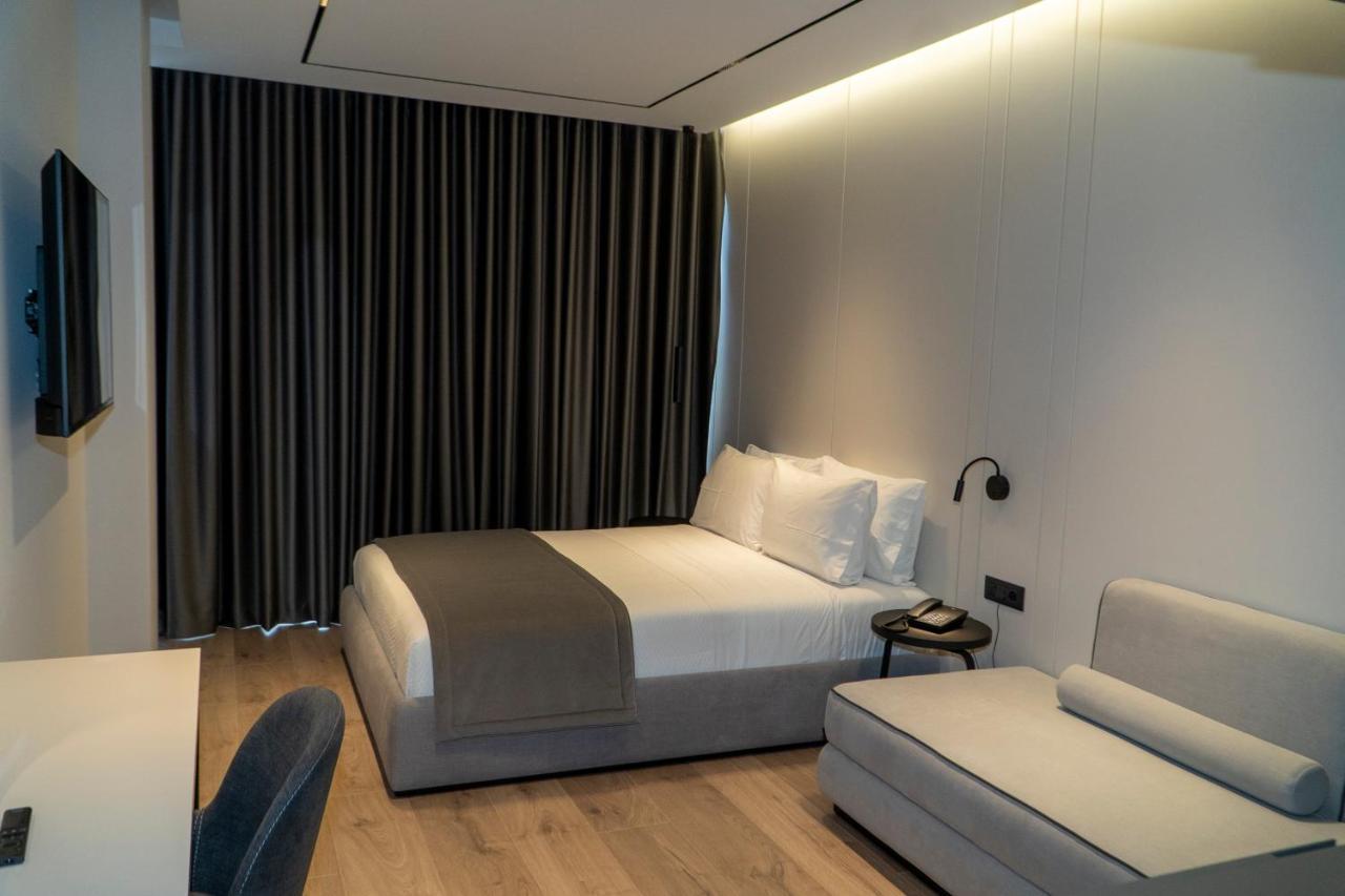 Center Hotel Sarandë Buitenkant foto