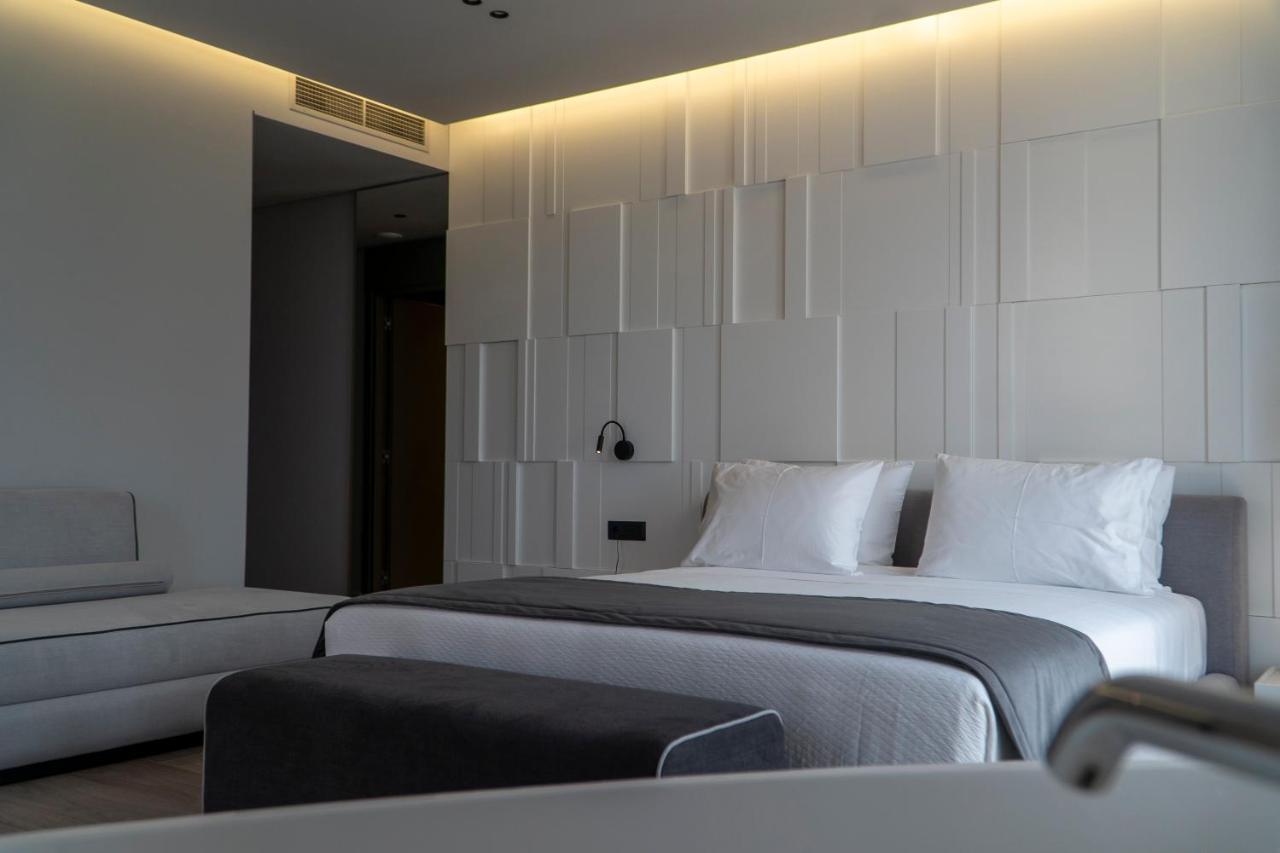 Center Hotel Sarandë Buitenkant foto
