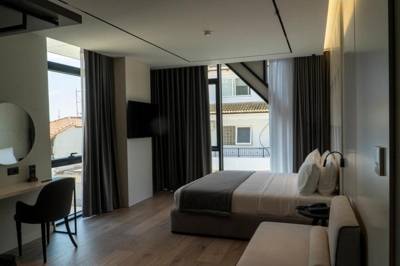 Center Hotel Sarandë Buitenkant foto