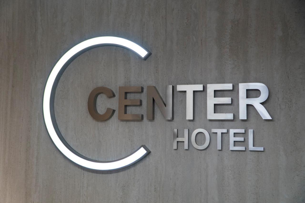 Center Hotel Sarandë Buitenkant foto
